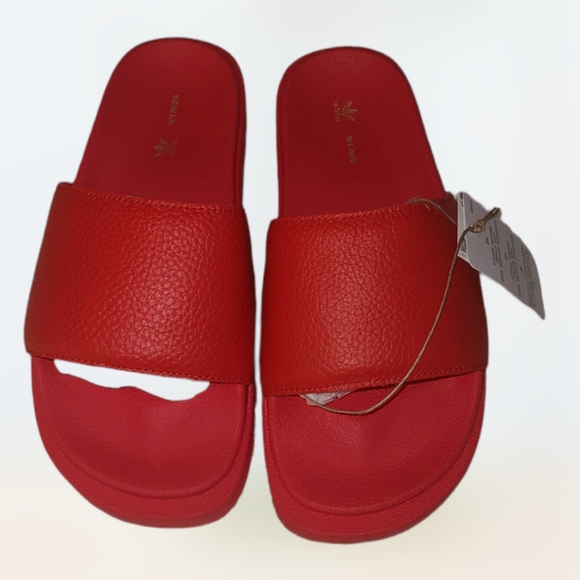 Adidas x Ivy Park Red Leather Slide M6 W7 - Picture 2 of 9